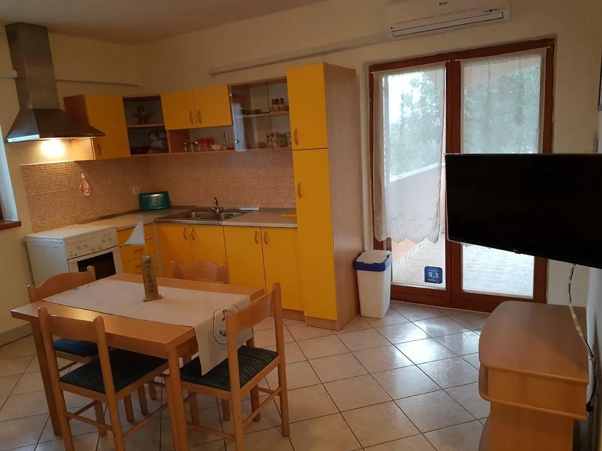Apartments Iva Pula