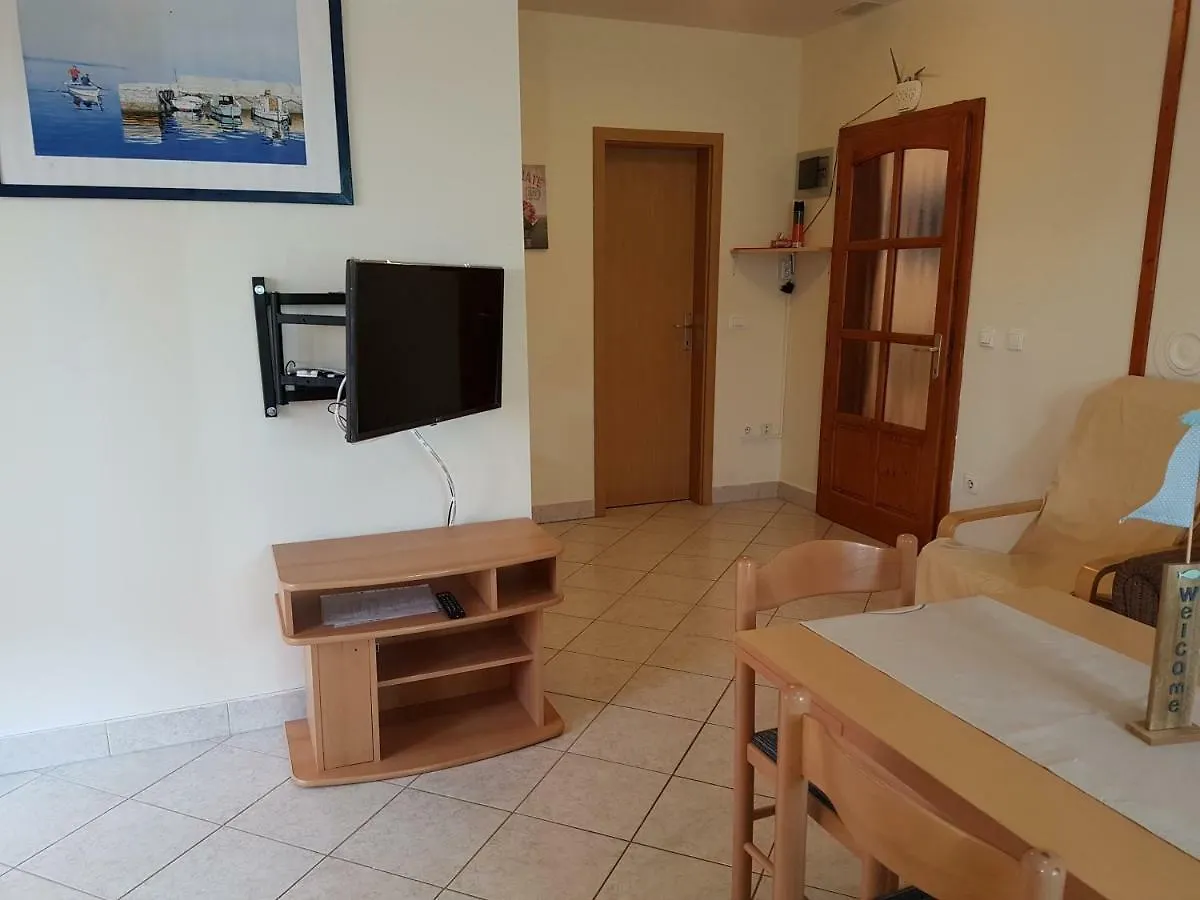 Apartments Iva Pula